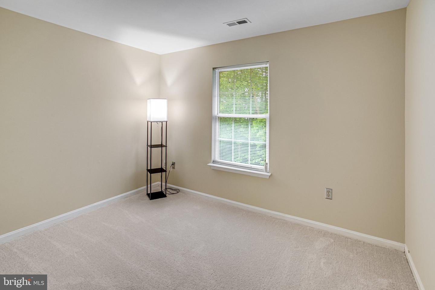 40 Catherine Ln Property Photo 15