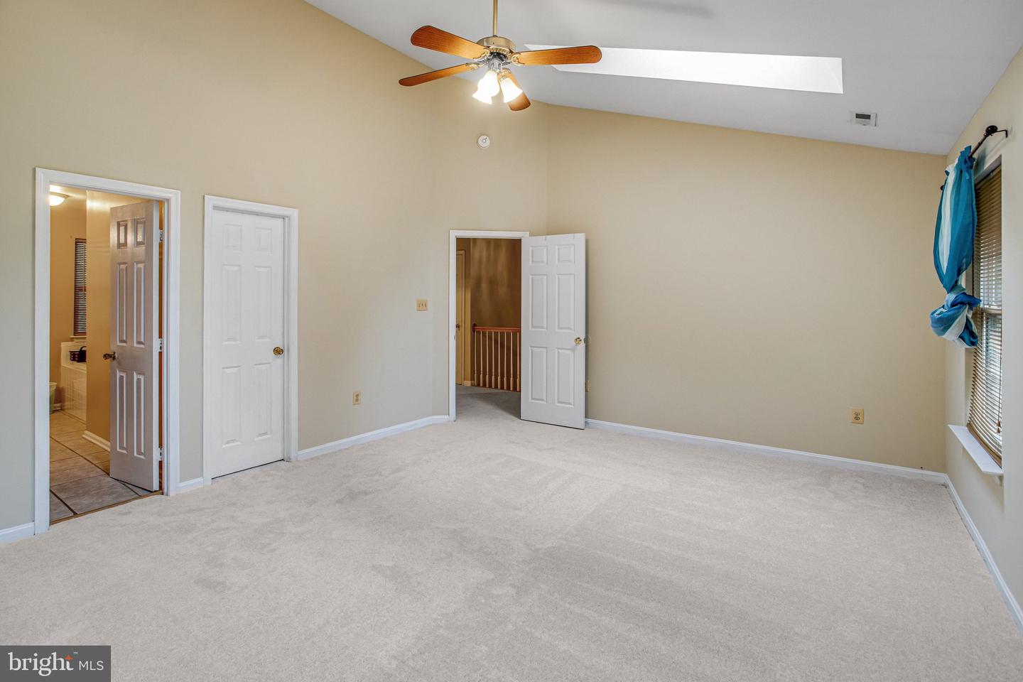 40 Catherine Ln Property Photo 19