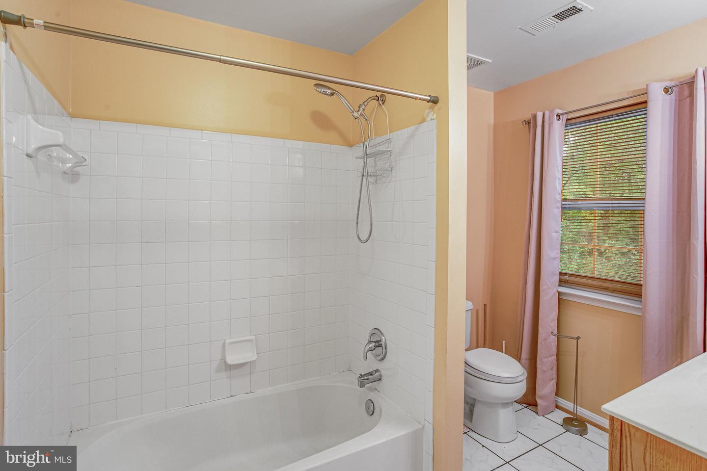 40 Catherine Ln Property Photo 26