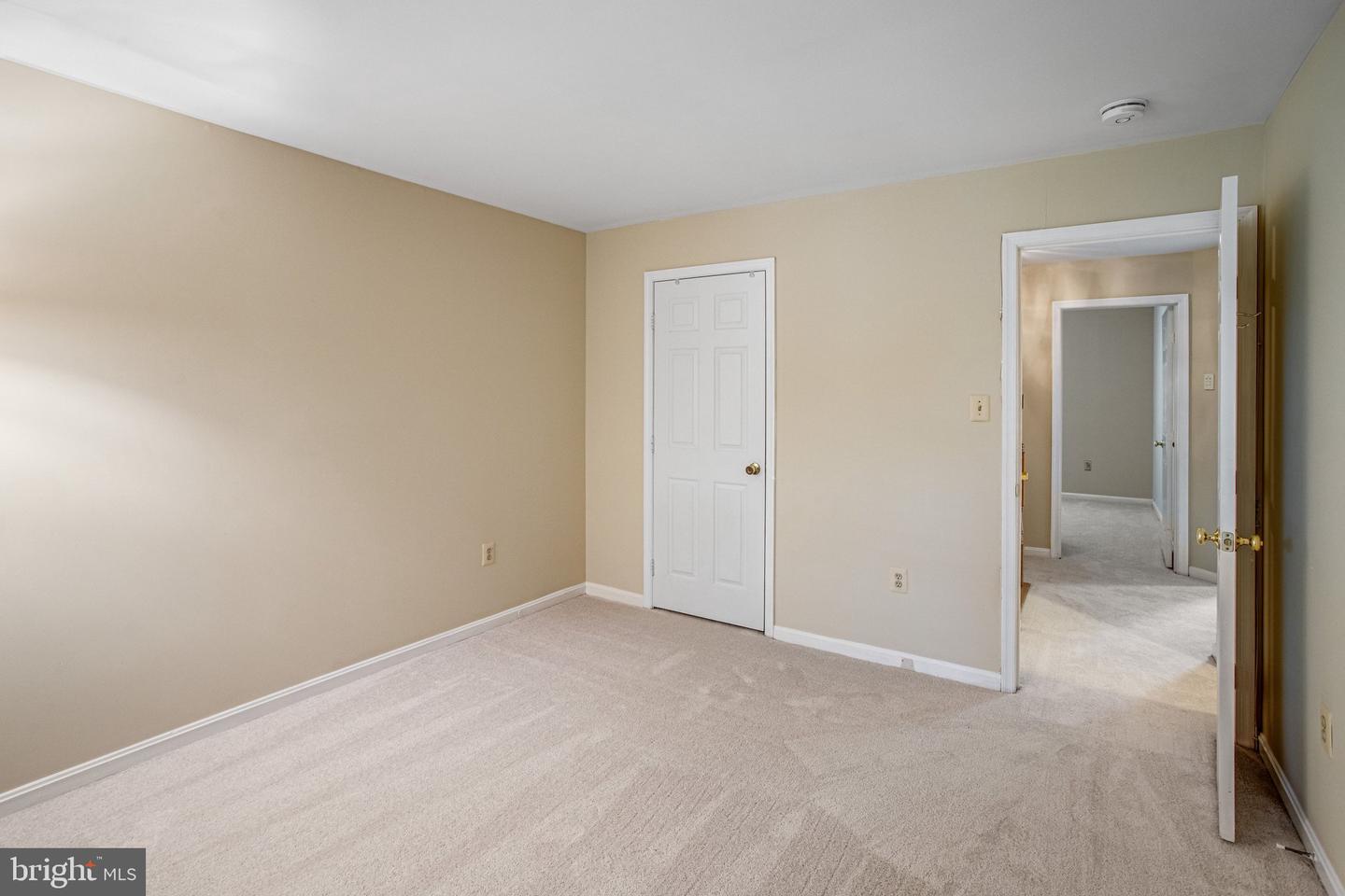 40 Catherine Ln Property Photo 29