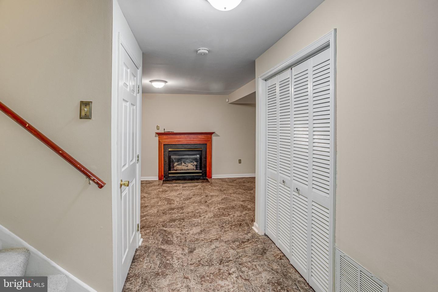 40 Catherine Ln Property Photo 30