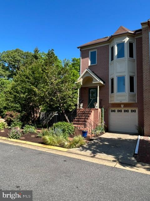 801 Shaw Ct Property Photo 1