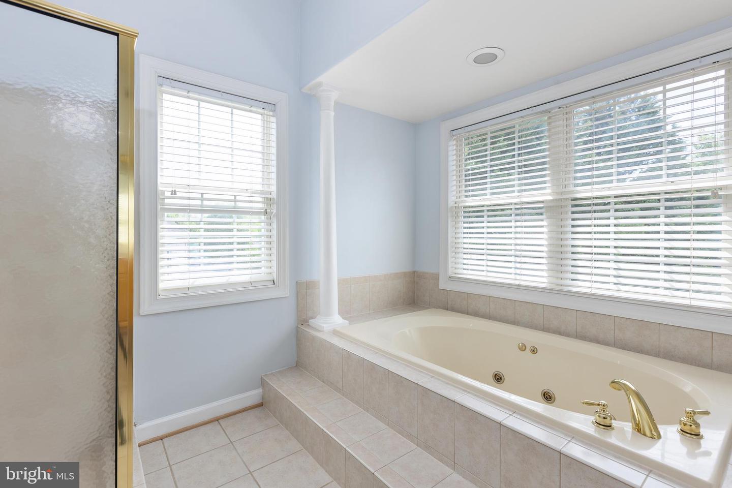 6 Toliver Ln Property Photo 35