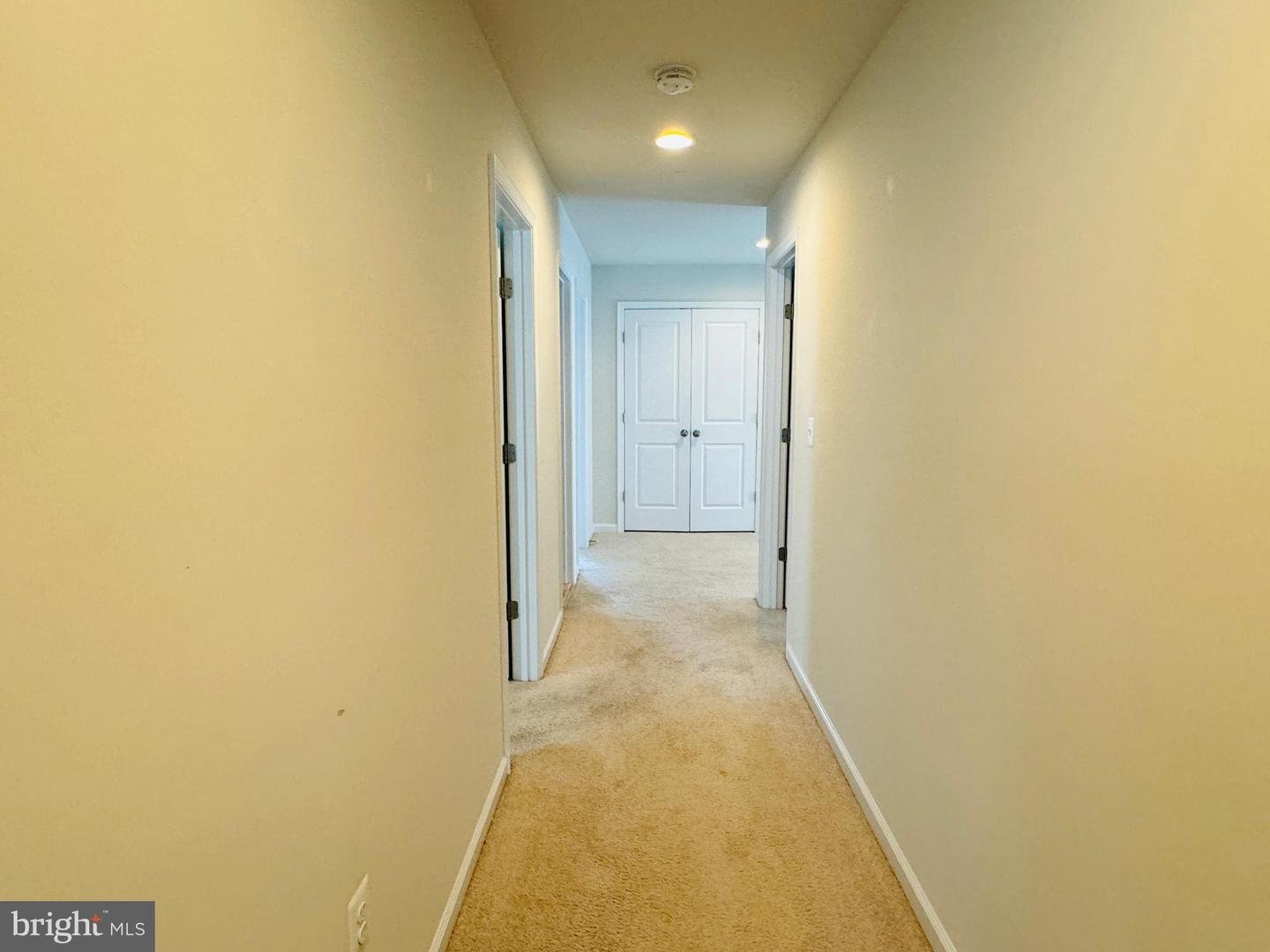 454 Coastal Ave Property Photo 23