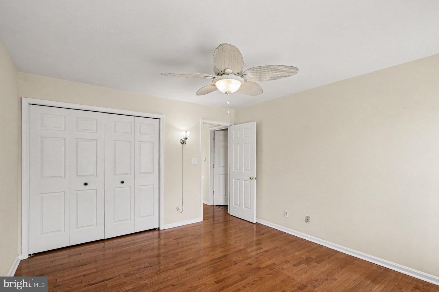 17 Sydney Ln Property Photo 23
