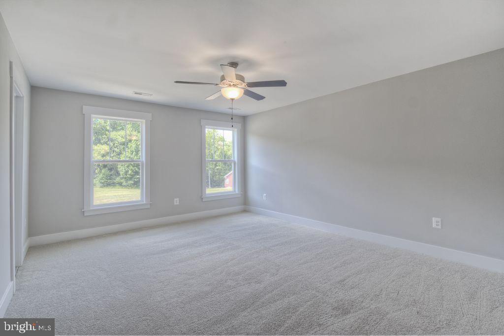 480 Leeland Rd Property Photo 17