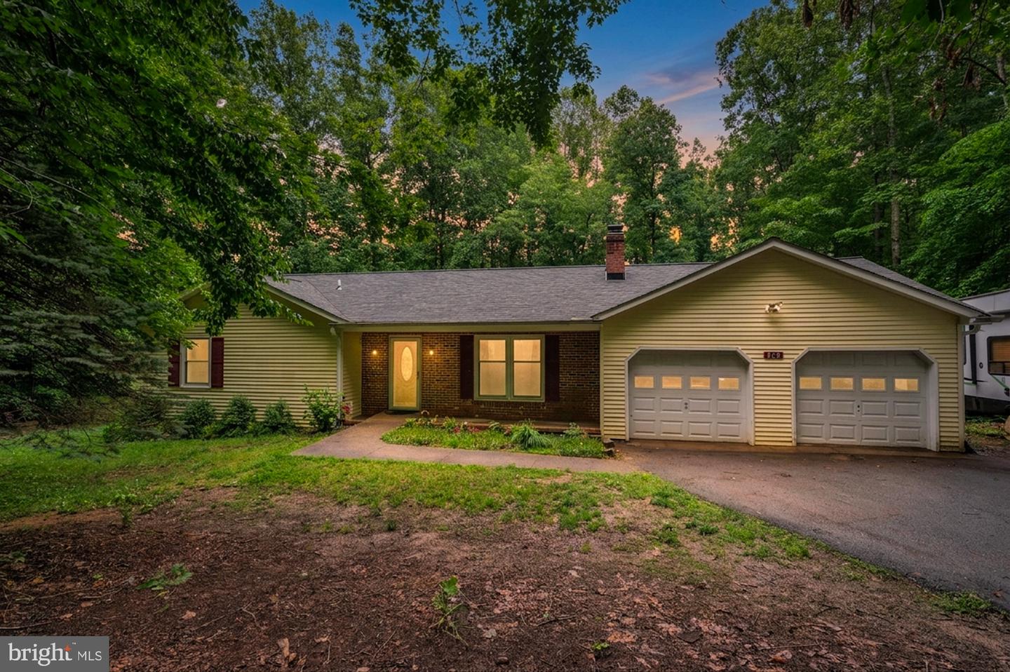 679 Cropp Rd Property Photo 1
