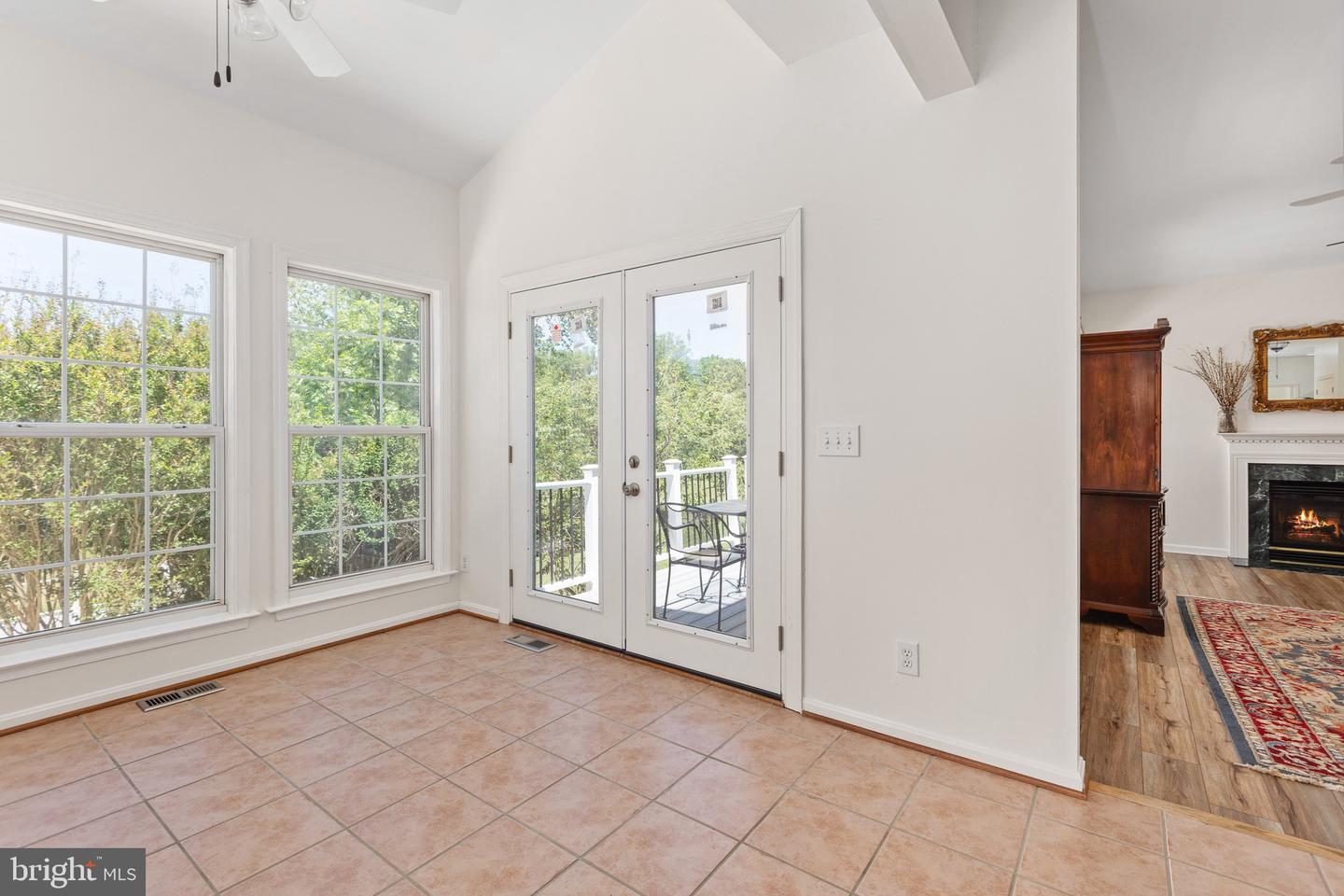 231 Crown Manor Dr Property Photo 12