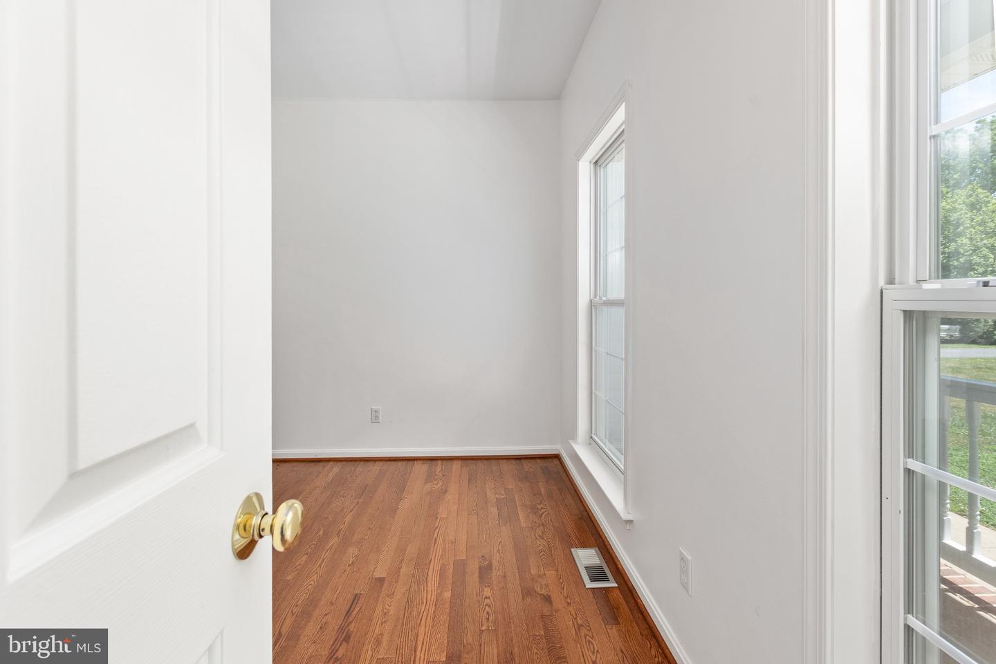 231 Crown Manor Dr Property Photo 24