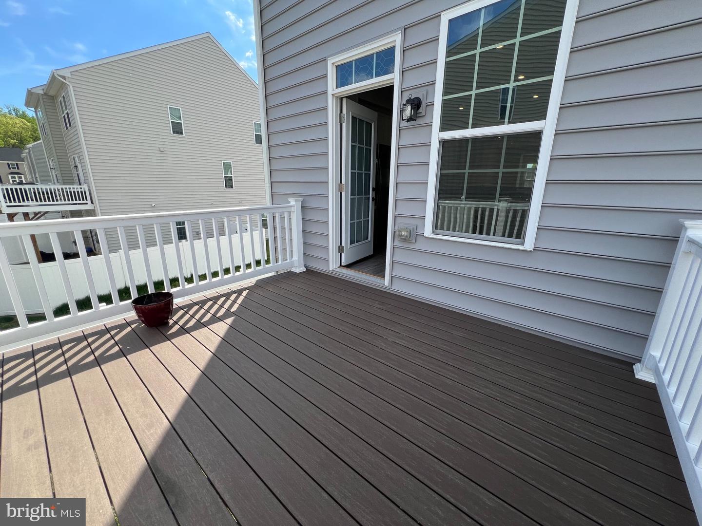 526 River Crest Way Property Photo 20