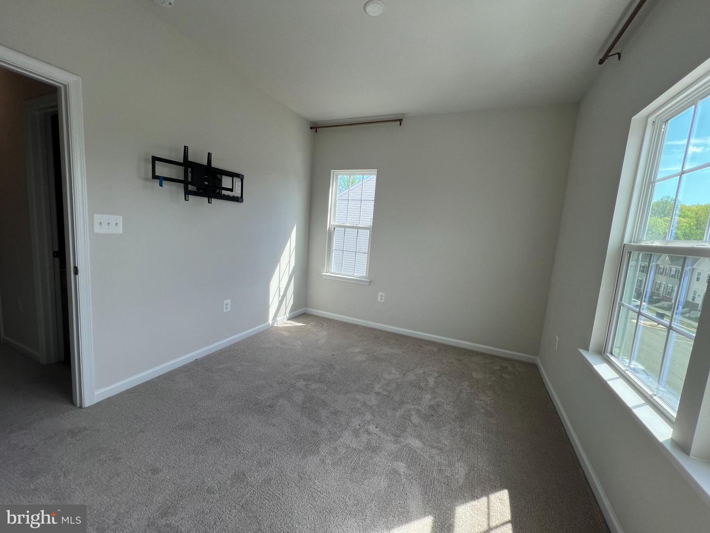 526 River Crest Way Property Photo 37