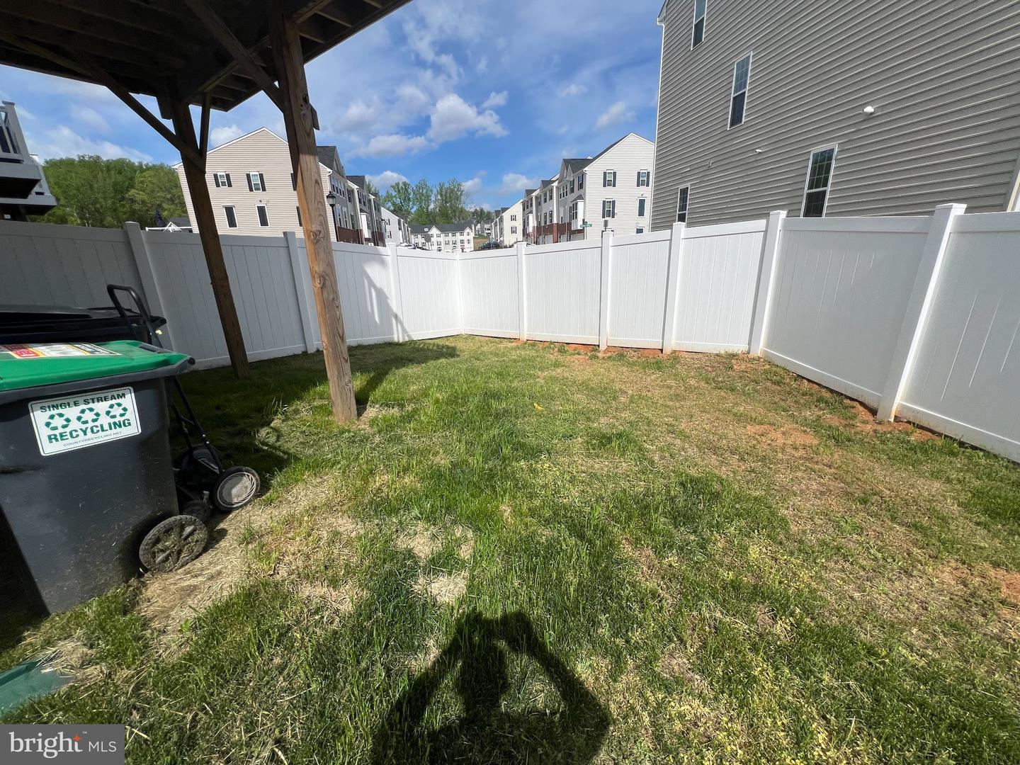 526 River Crest Way Property Photo 45