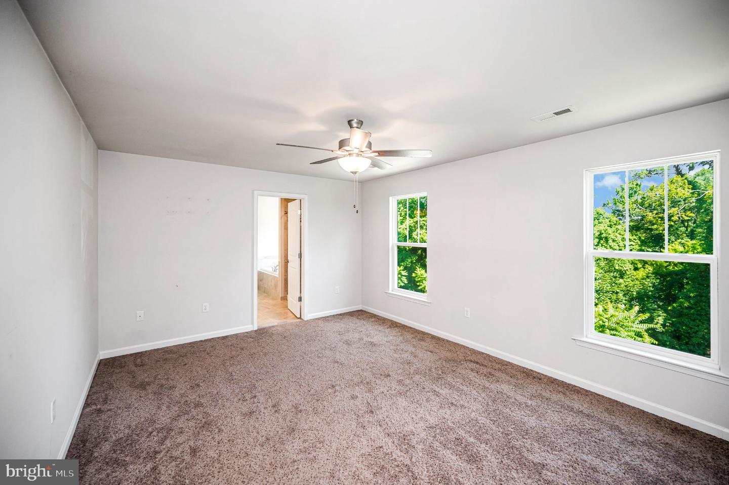 121 Forbes St Property Photo 13