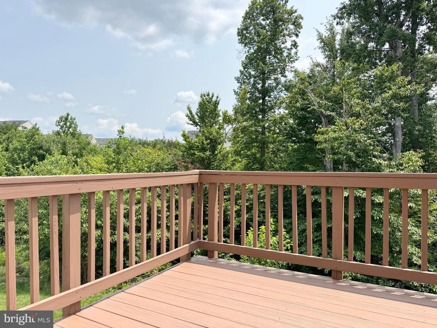 127 Streamview Dr Property Photo 33
