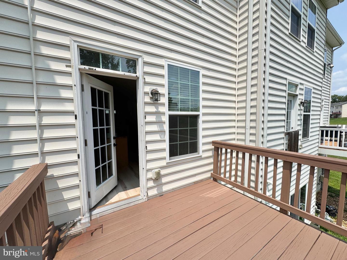 127 Streamview Dr Property Photo 35