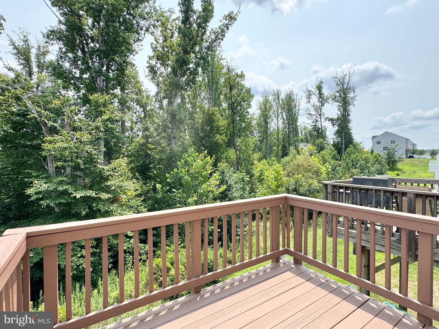 127 Streamview Dr Property Photo 37