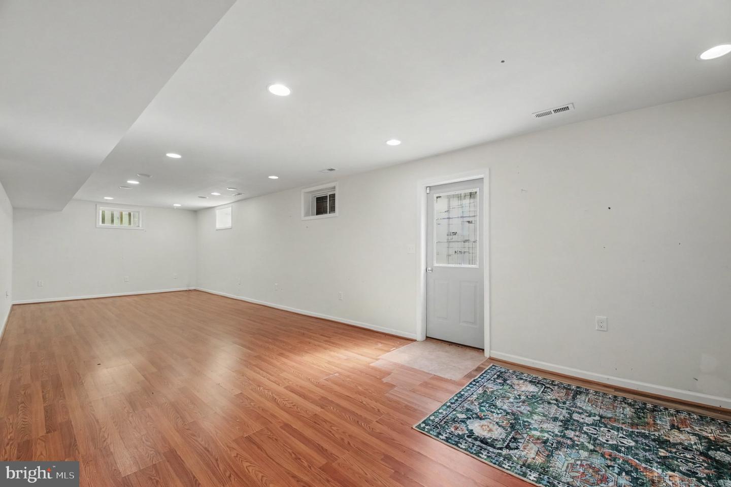 112 Olympic Dr Property Photo 26
