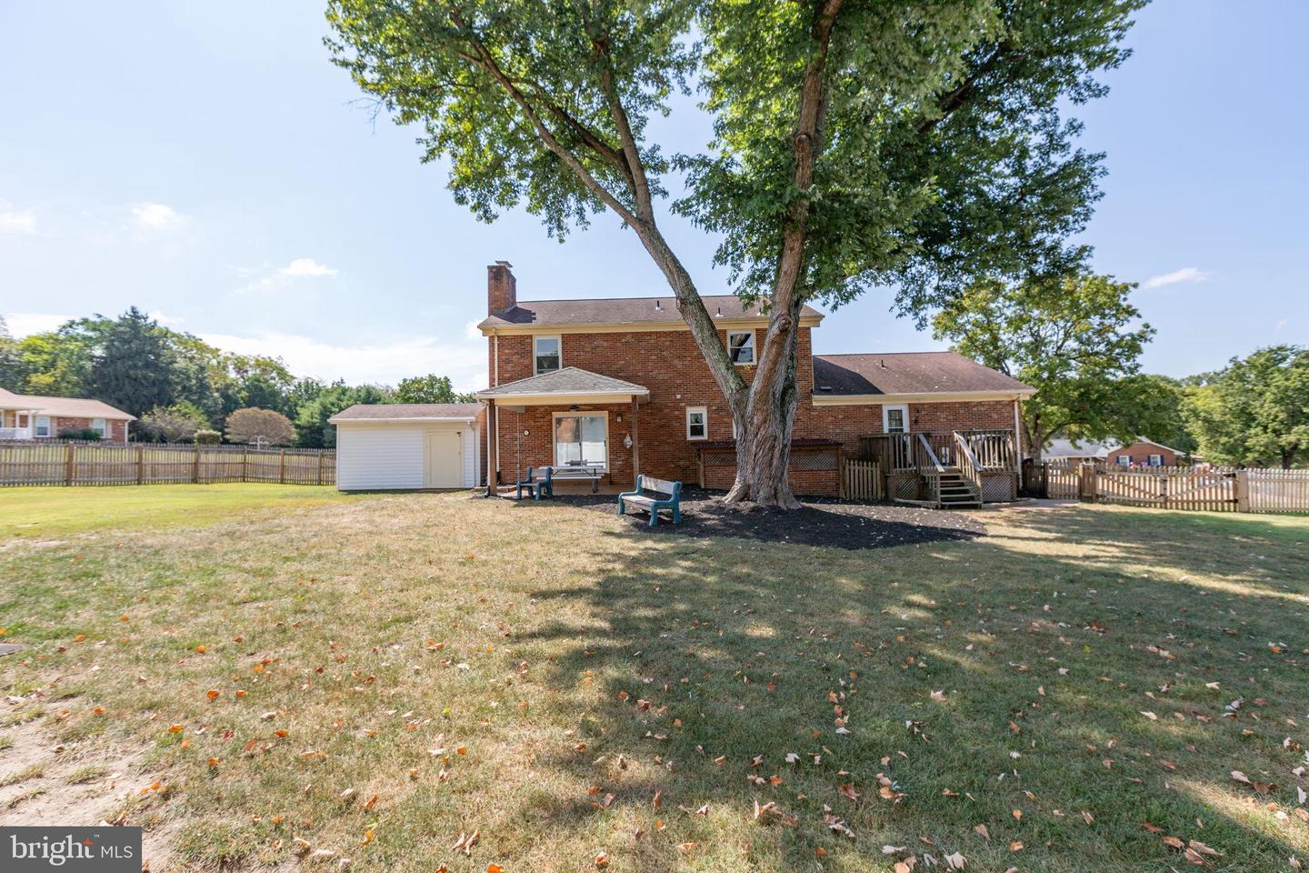 2123 Matthew Ln Property Photo 21