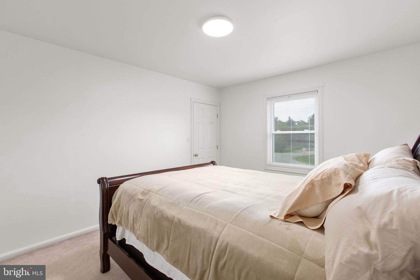 2123 Matthew Ln Property Photo 31