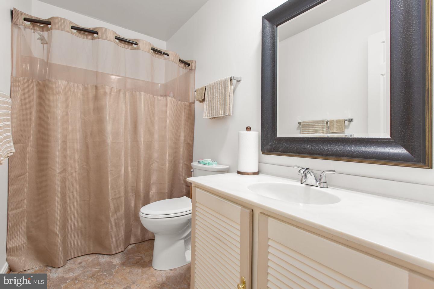 2123 Matthew Ln Property Photo 32