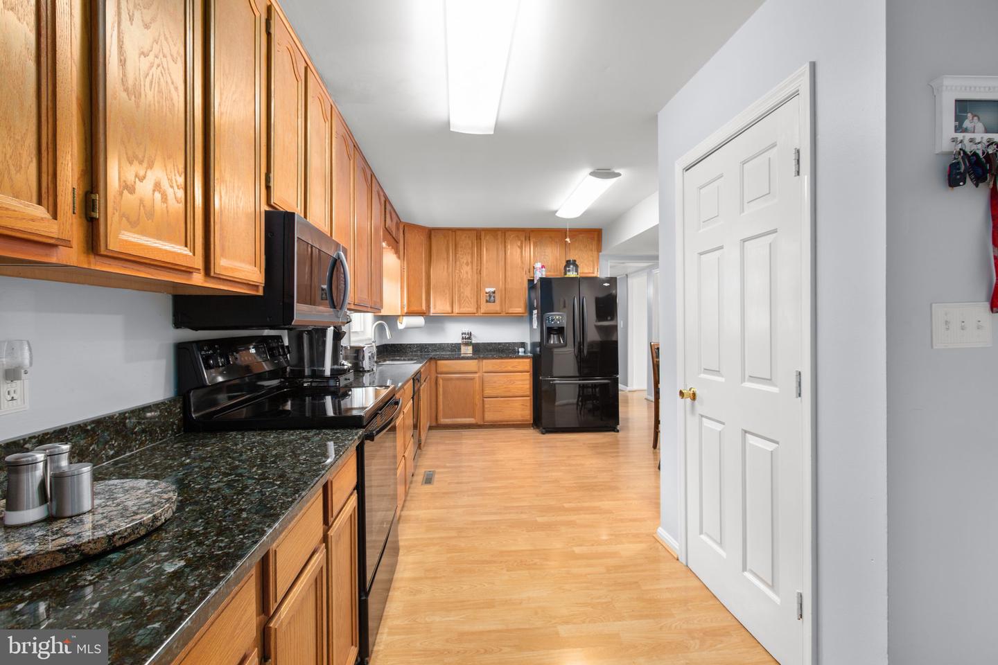 2123 Matthew Ln Property Photo 47