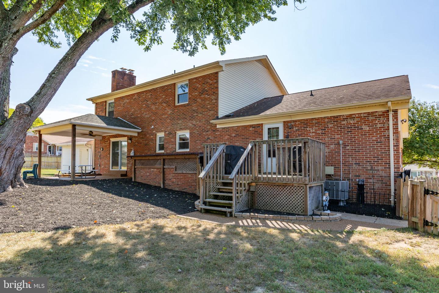 2123 Matthew Ln Property Photo 63