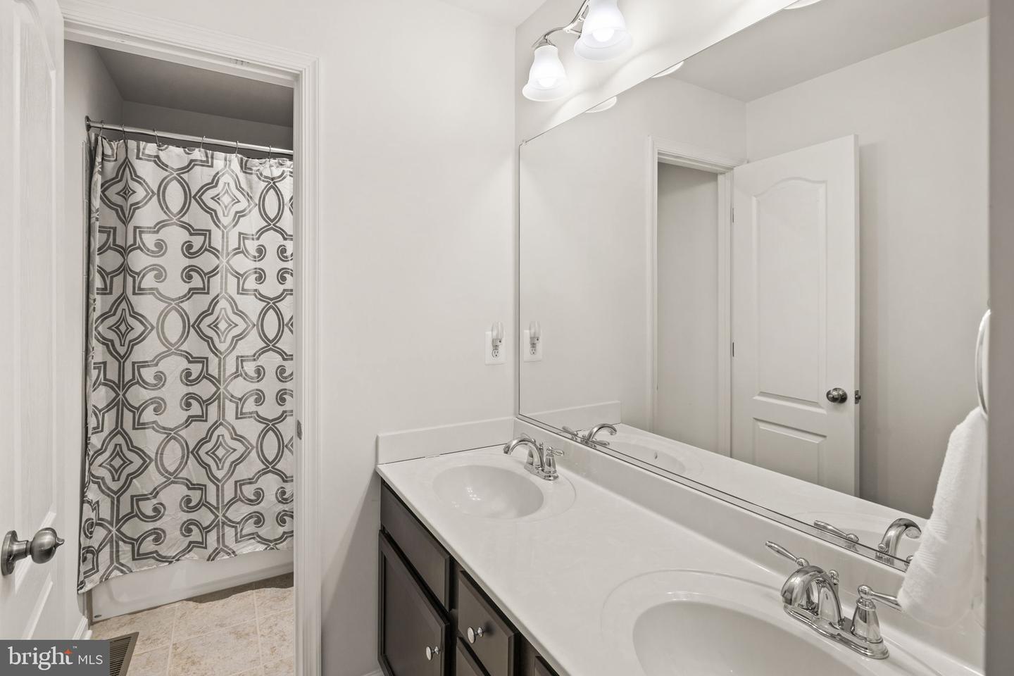345 Long Meadow Dr Property Photo 43