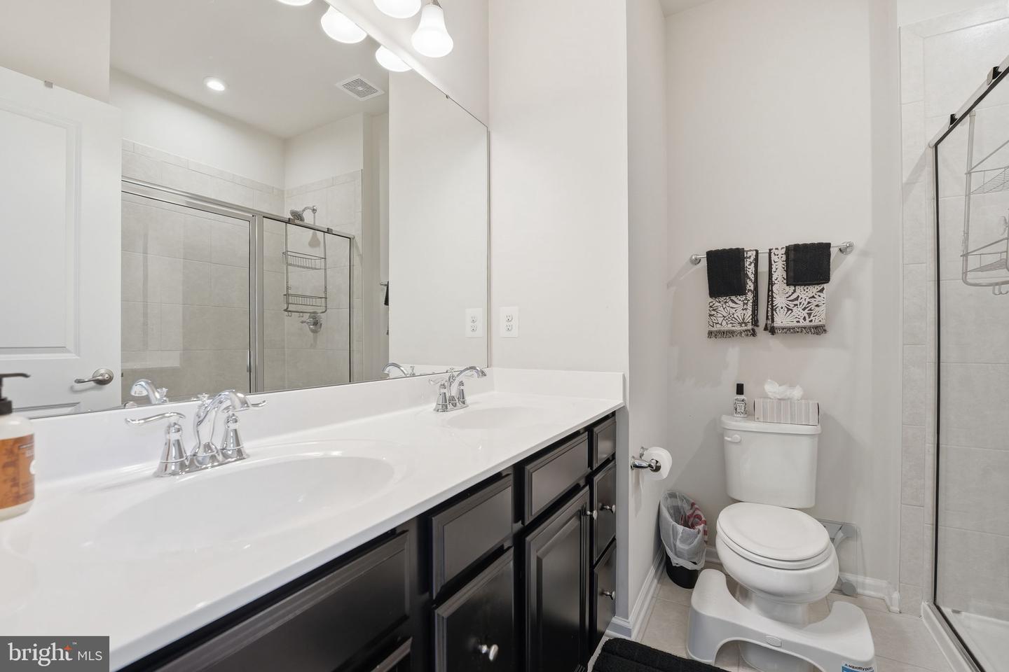 618 Streamview Dr Property Photo 28