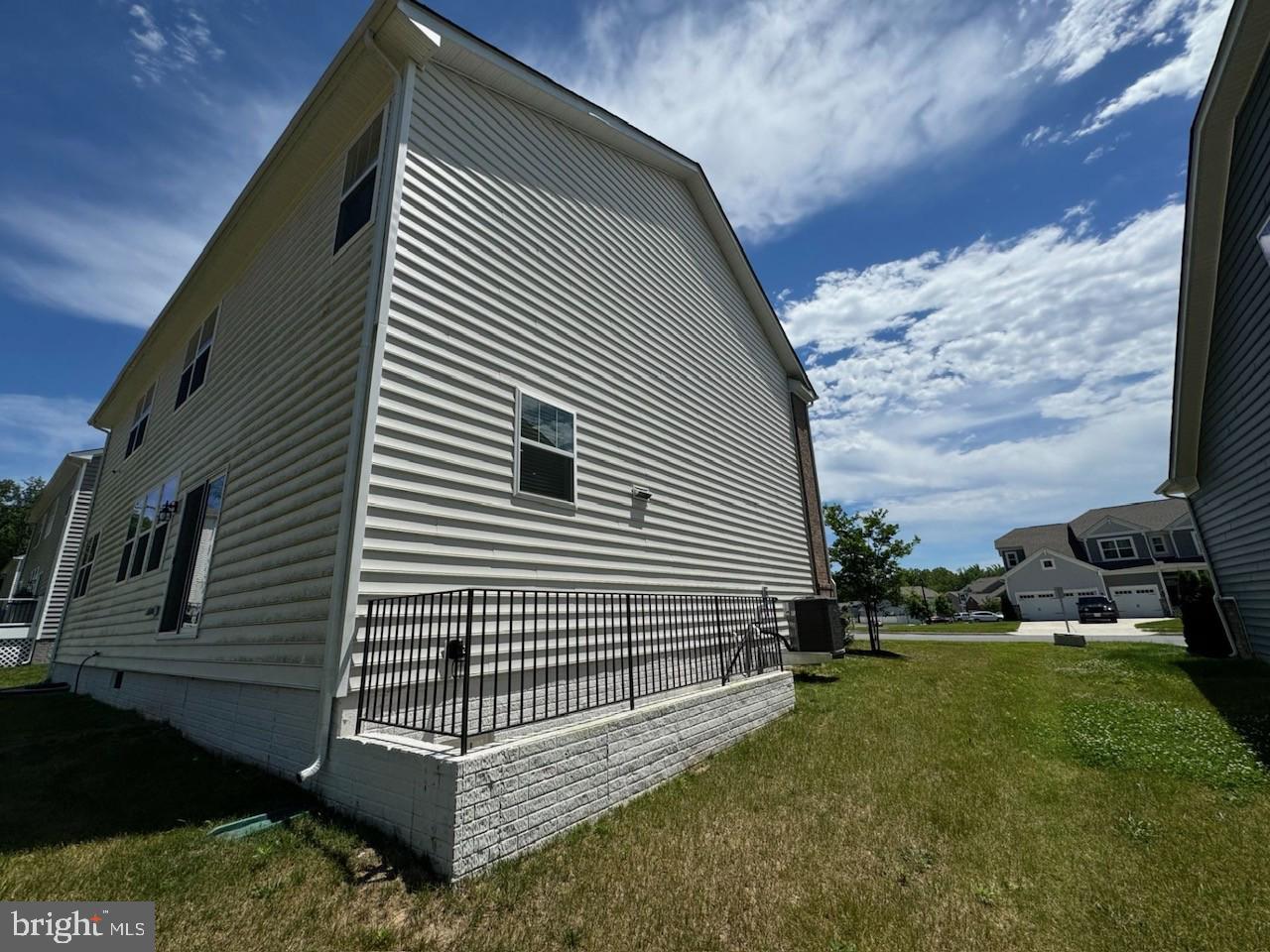 219 Marianne Pl Property Photo 3