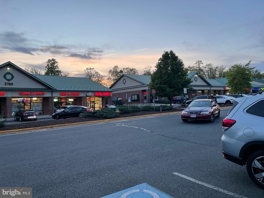 2757 Richmond Hwy #7-113 Property Photo 2