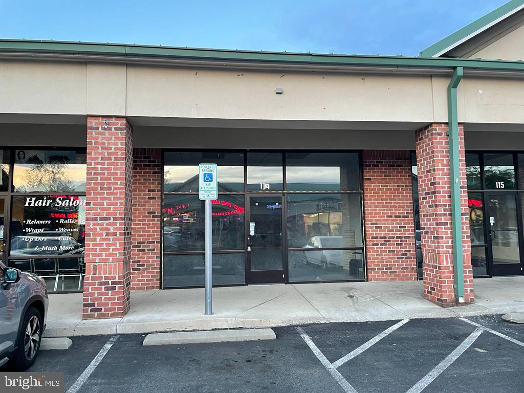 2757 Richmond Hwy #7-113 Property Photo 7
