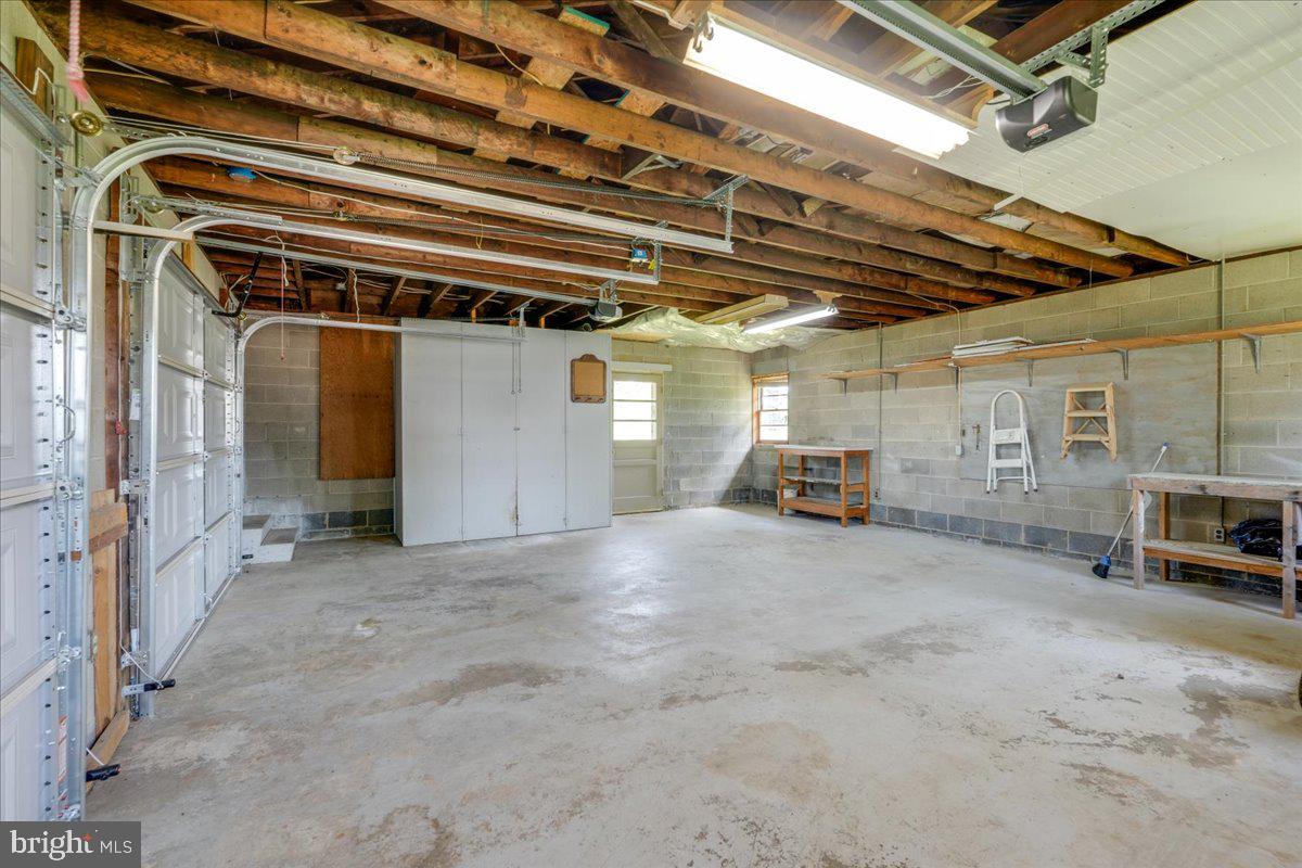 12 Little Whim Rd Property Photo 4