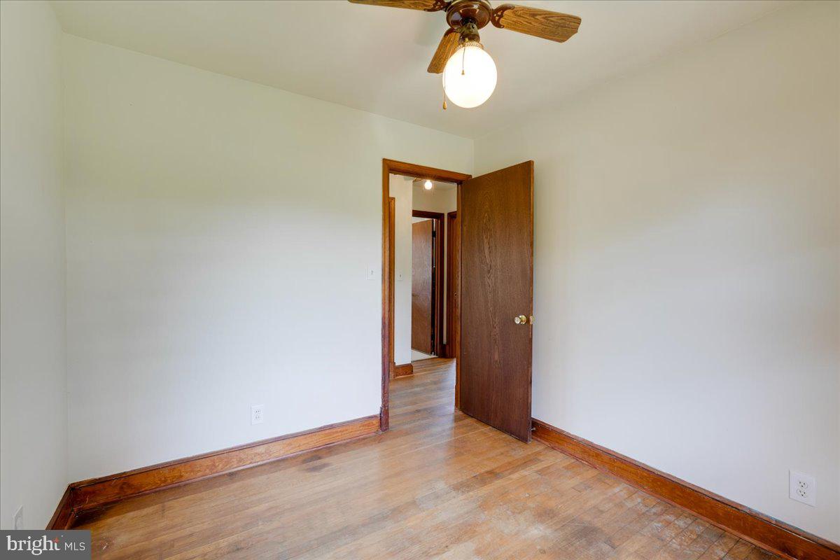 12 Little Whim Rd Property Photo 16