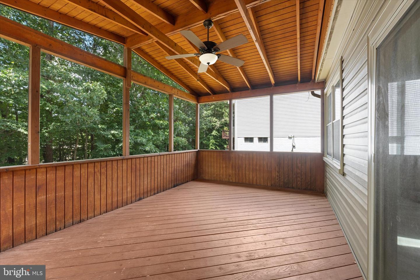 36 Westhampton Ct Property Photo 16