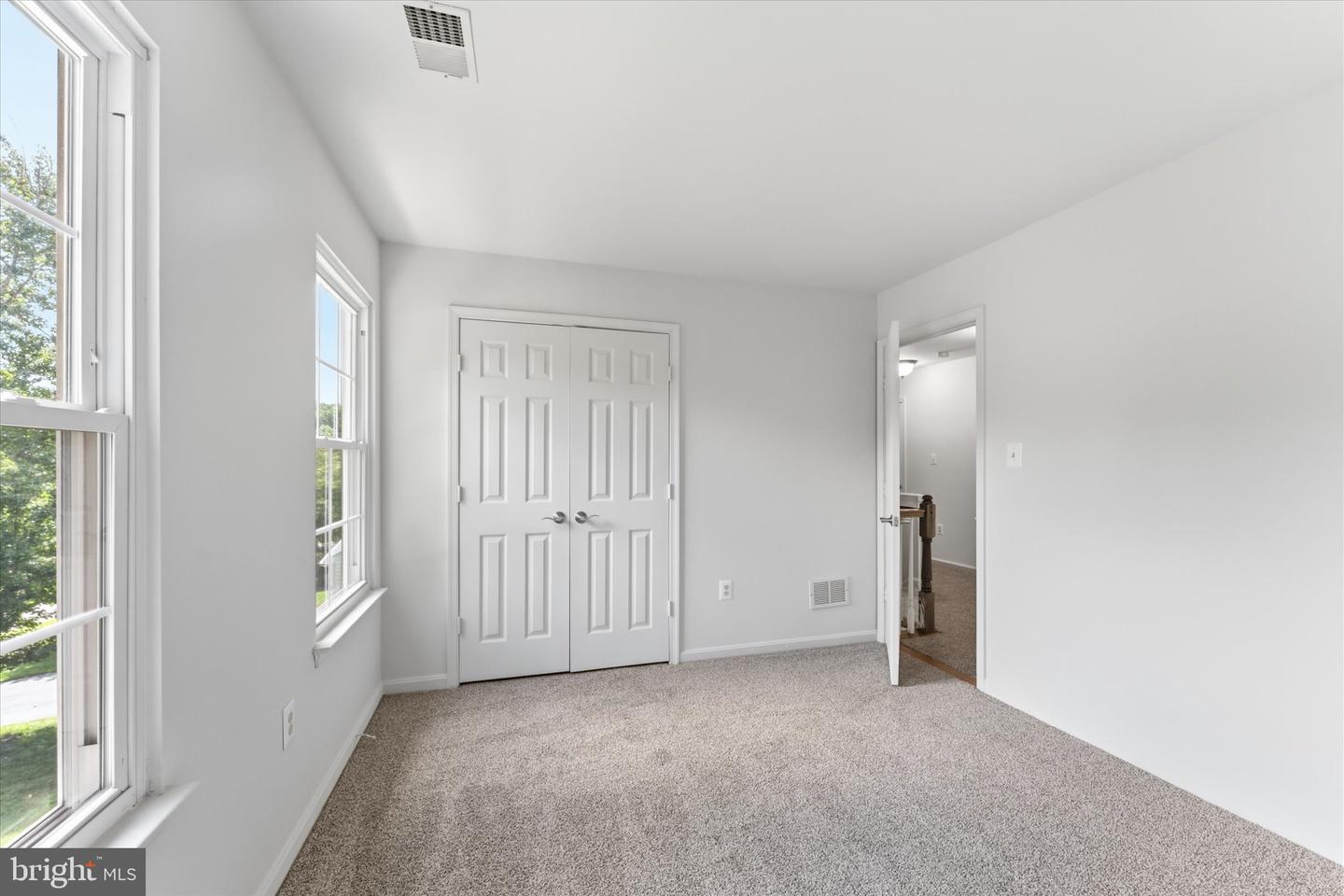 36 Westhampton Ct Property Photo 20