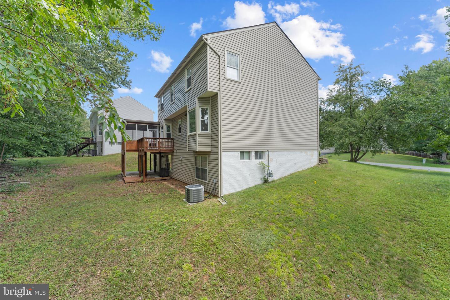36 Westhampton Ct Property Photo 40
