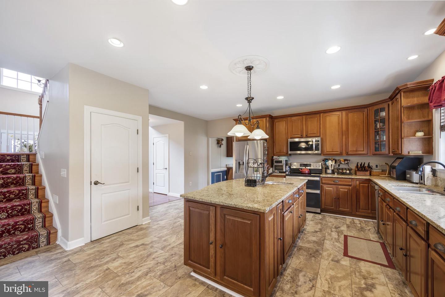 65 Equestrian Dr Property Photo 10