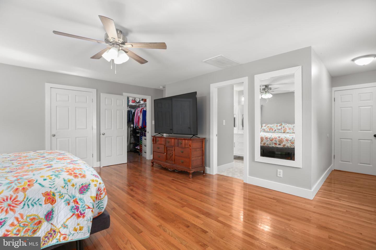 607 Culpeper St Property Photo 20