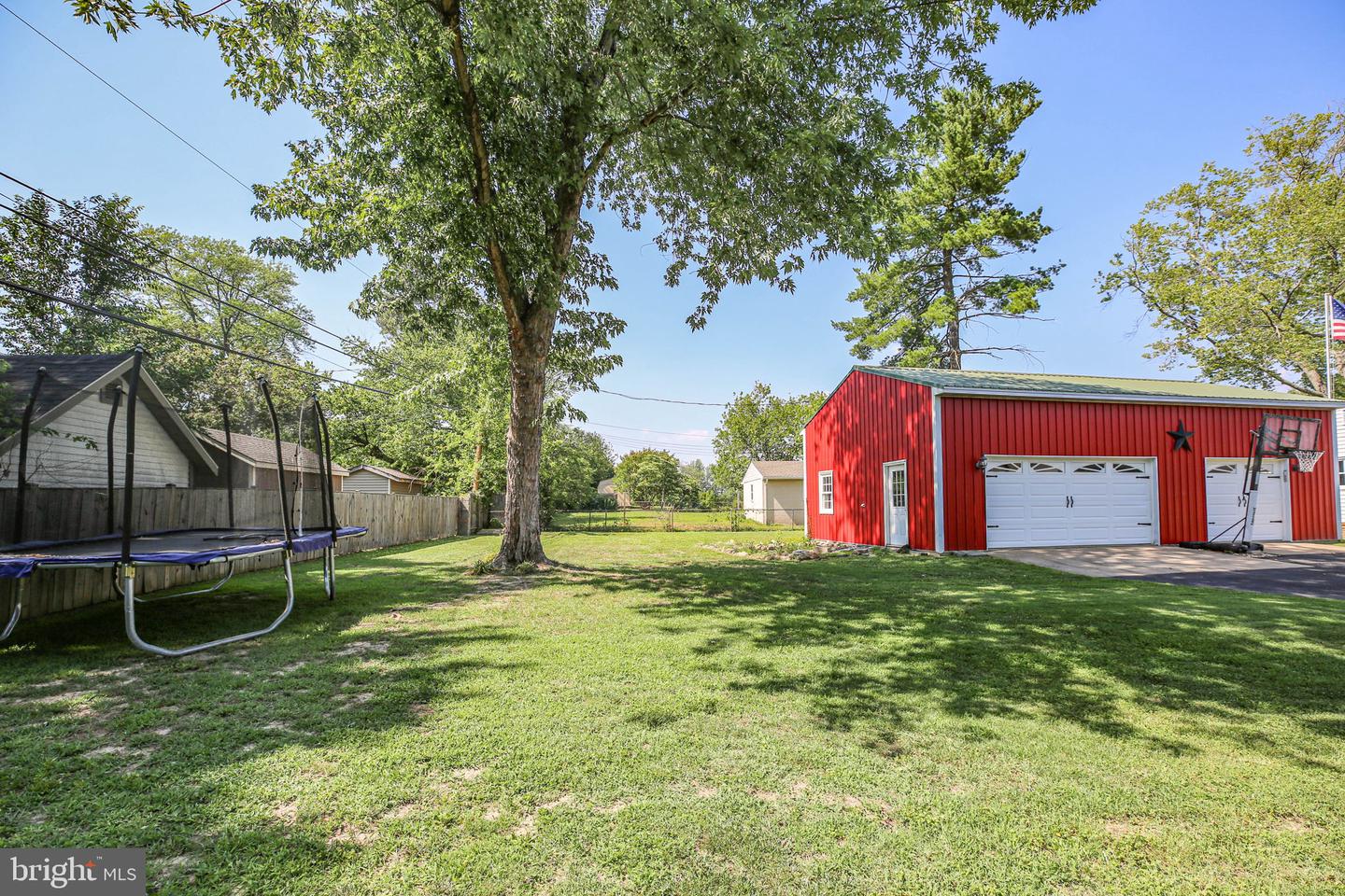 607 Culpeper St Property Photo 35