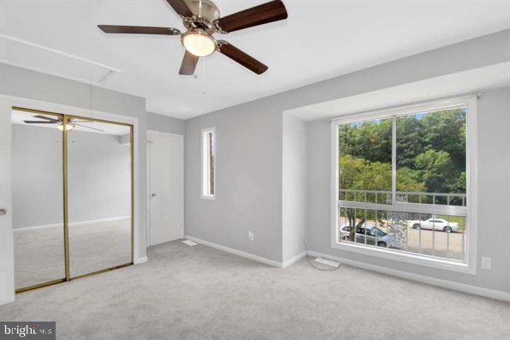 23 Oak Dr Property Photo 3