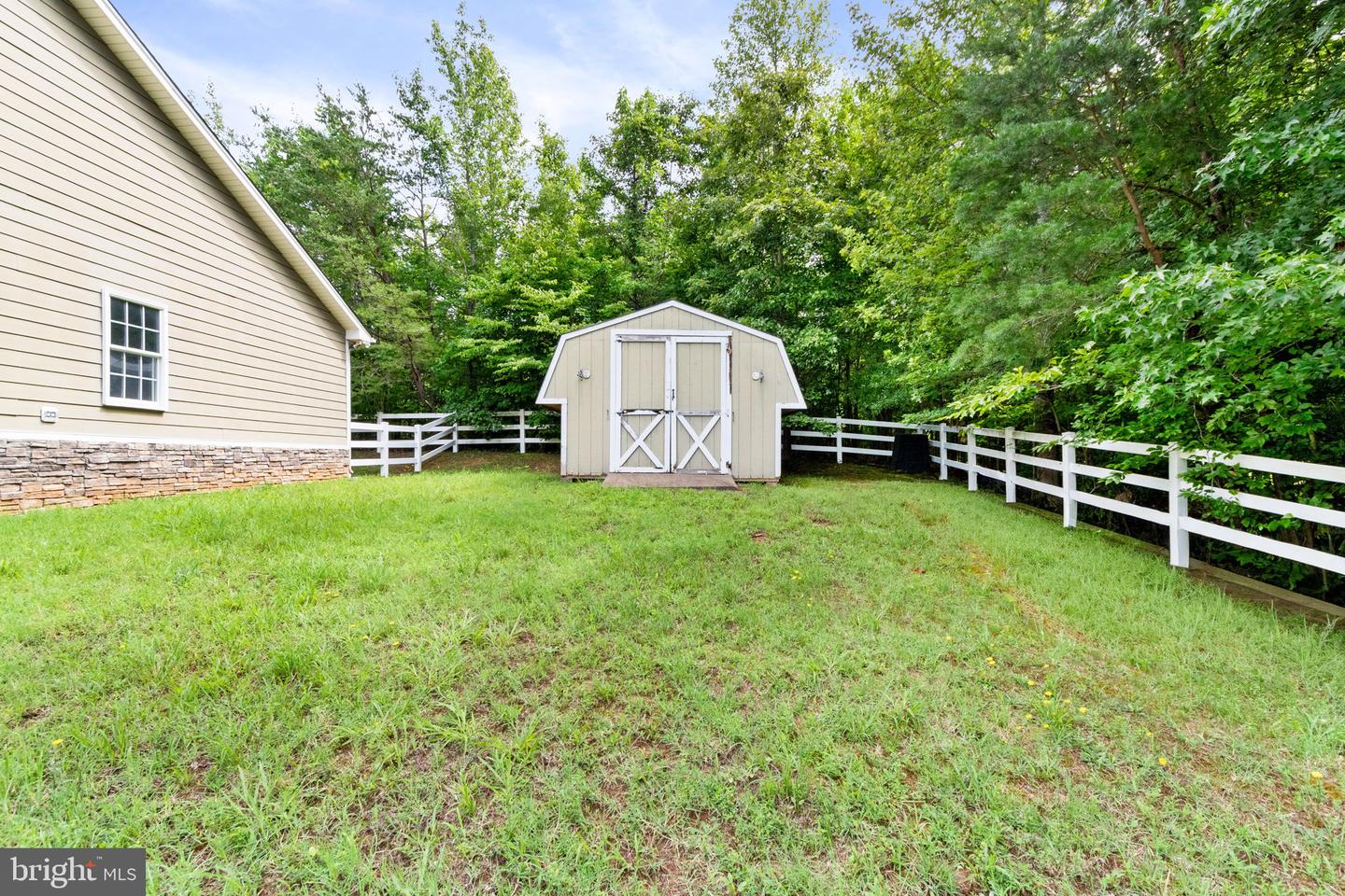 24 Rita Ln Property Photo 30