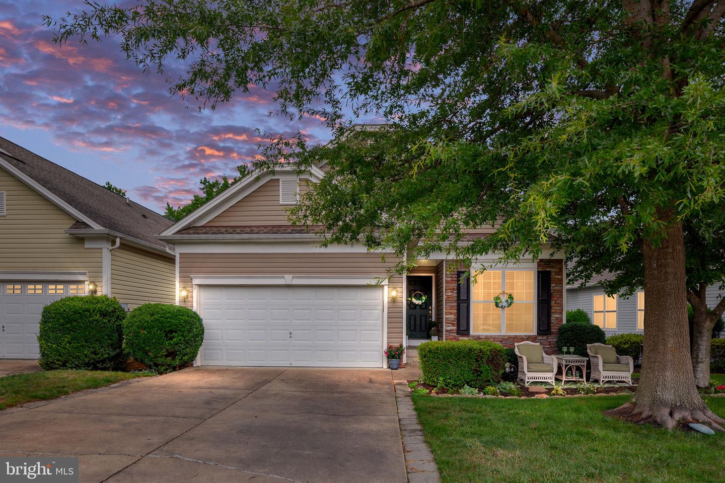 332 BRIDGEWATER CIR Property Photo 1