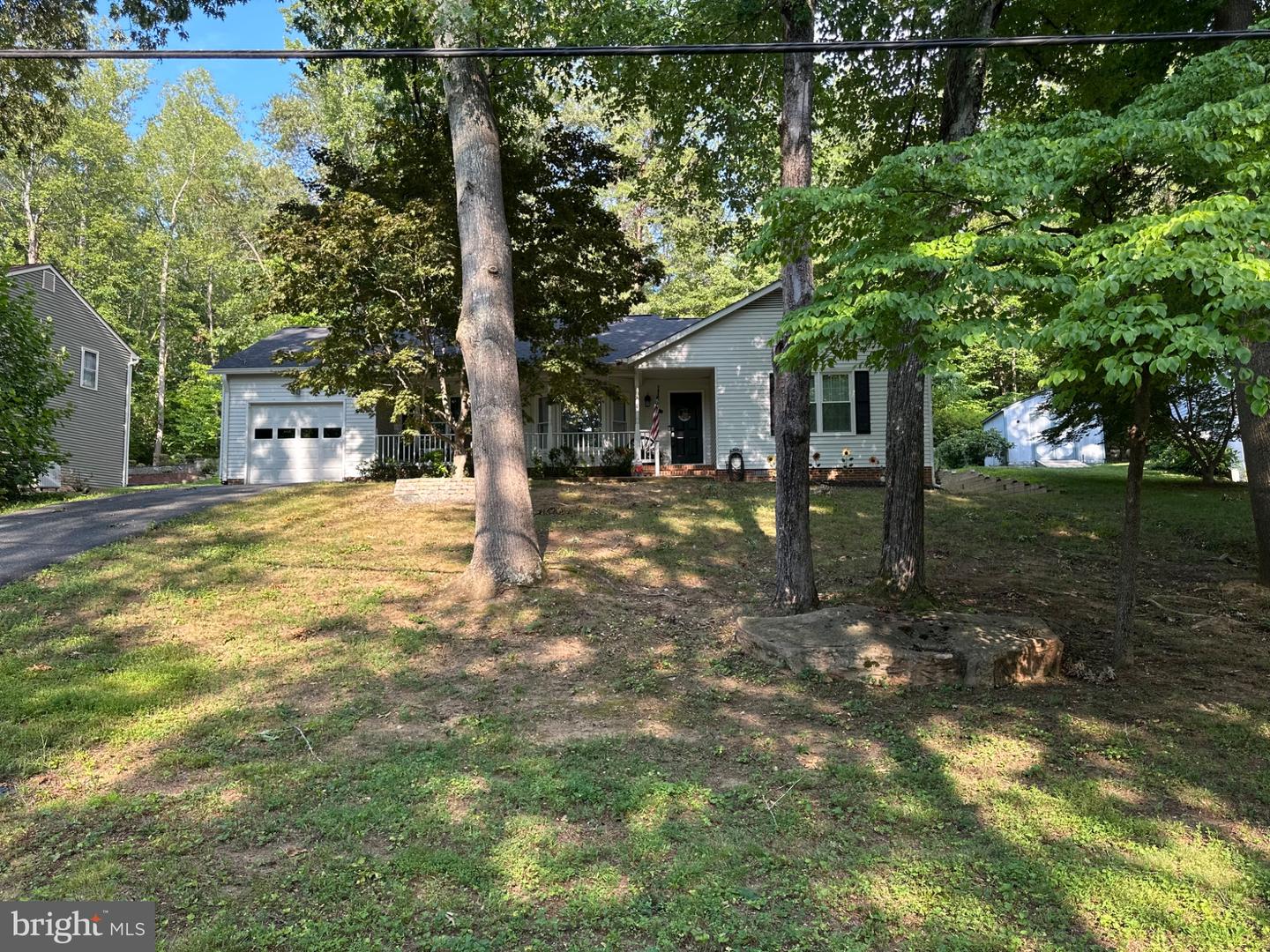2051 Farragut Dr Property Photo 1