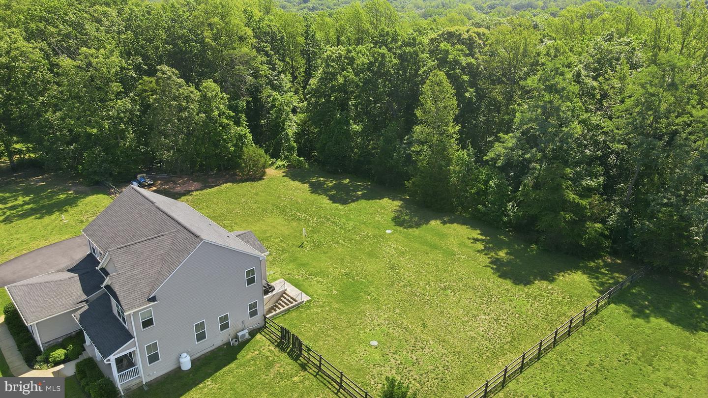 124 Brooke Point Ct Property Photo 44