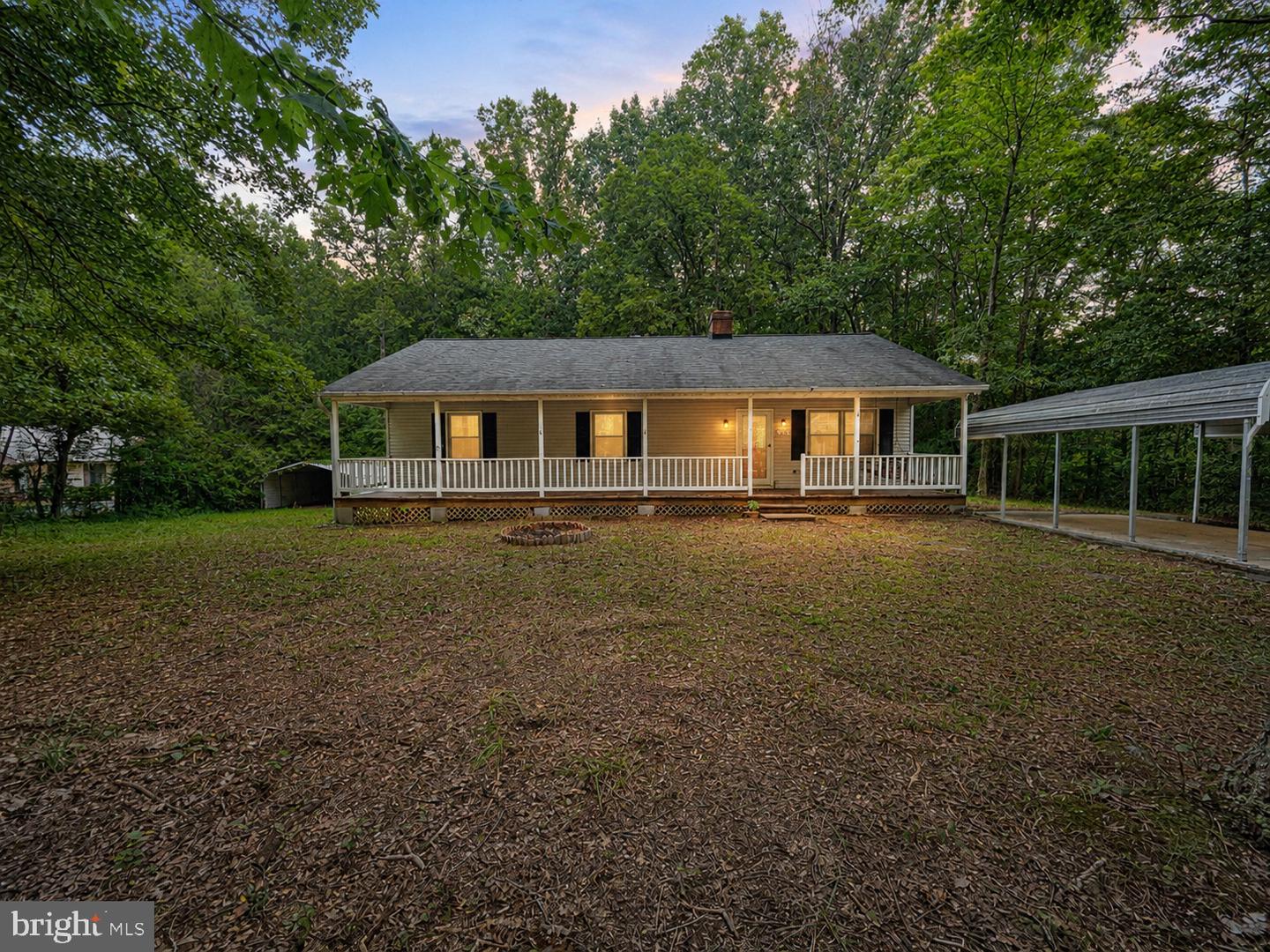 22 Winslow Rd Property Photo 1