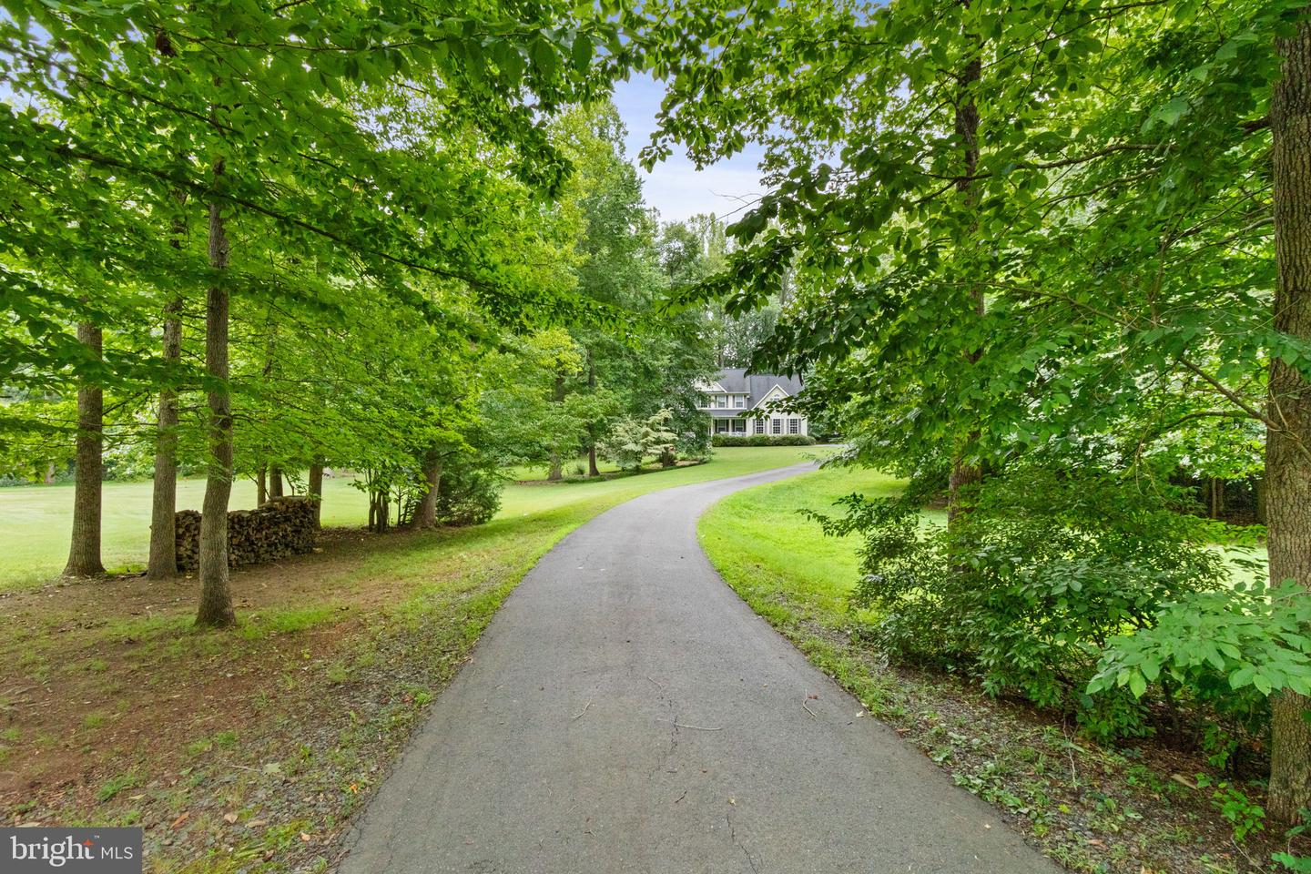 212 Sequester Dr Property Photo 3