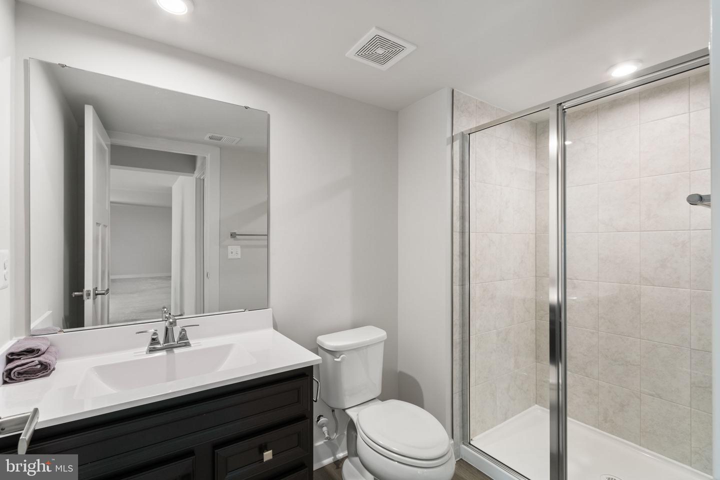 417 Greenstead Dr Property Photo 28