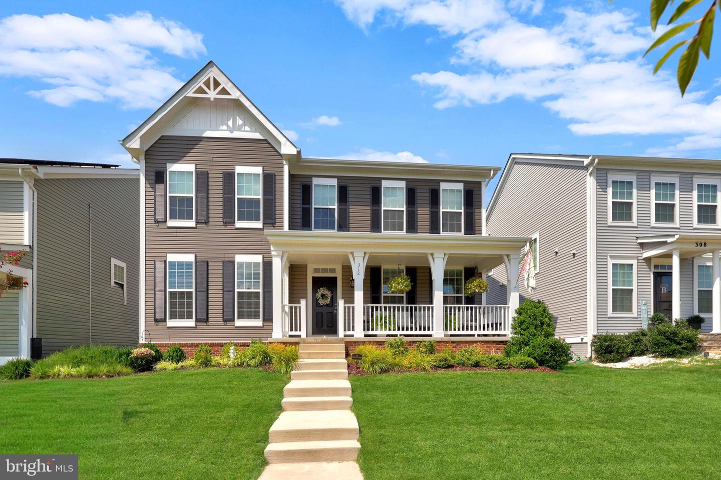 312 PETUNIA WAY