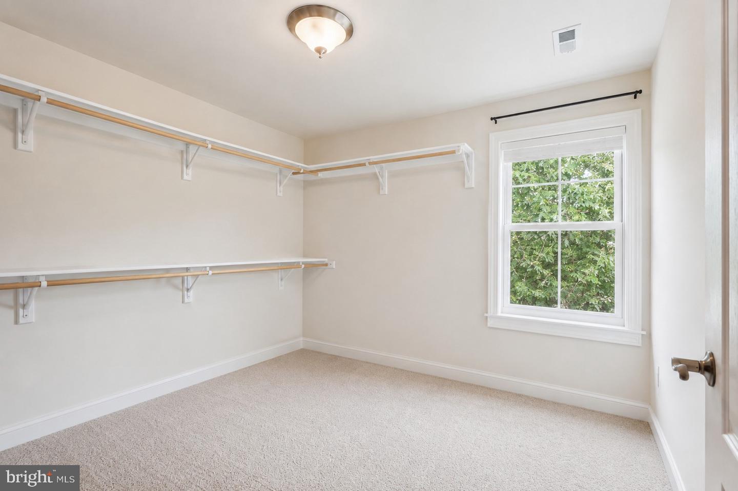 102 Dolittle Farm Rd Property Photo 36