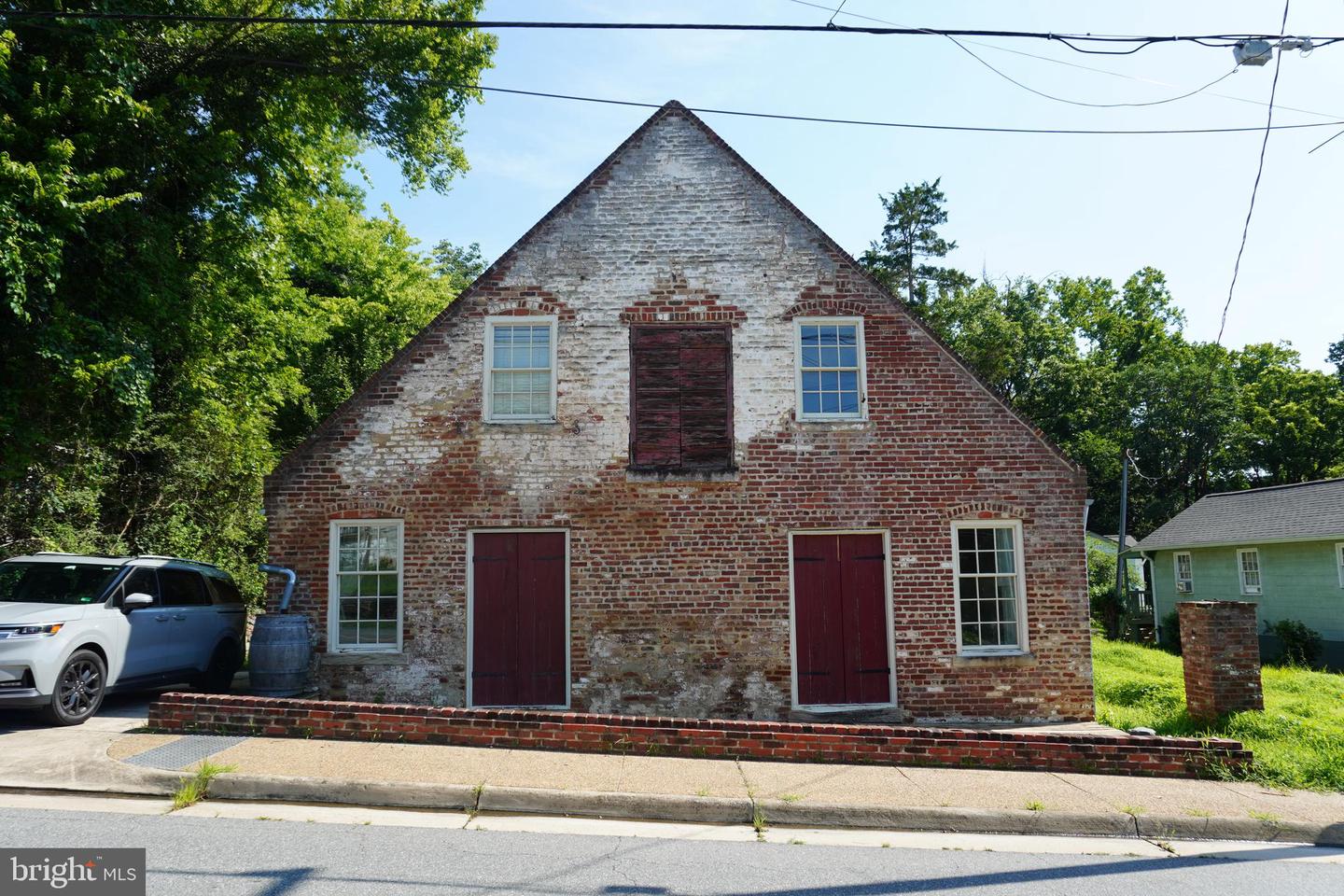 121 WASHINGTON ST